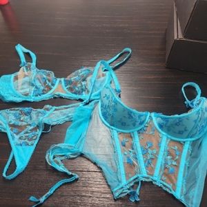 Honey birdette Sabrina